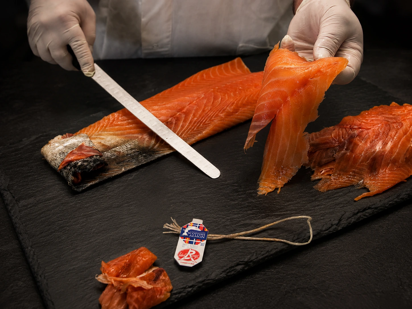 Filet de saumon fumé tranché, produit Le Saumonier