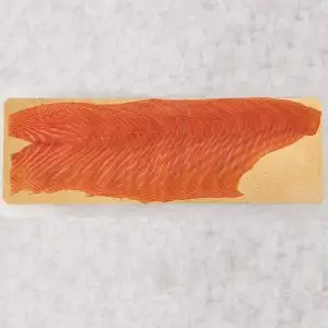 15 tranches de saumon fumé élevé en Écosse par Loch Duart